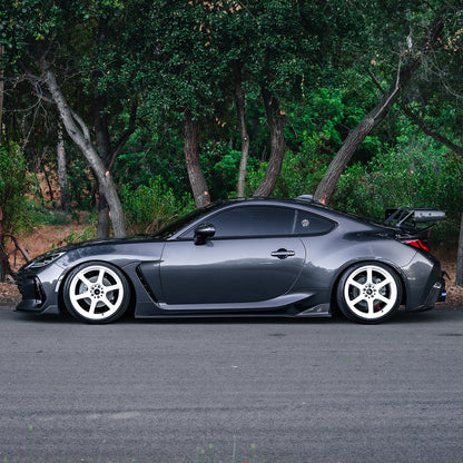 TOYOTA GR86 / SUBARU BRZ サイドスカート