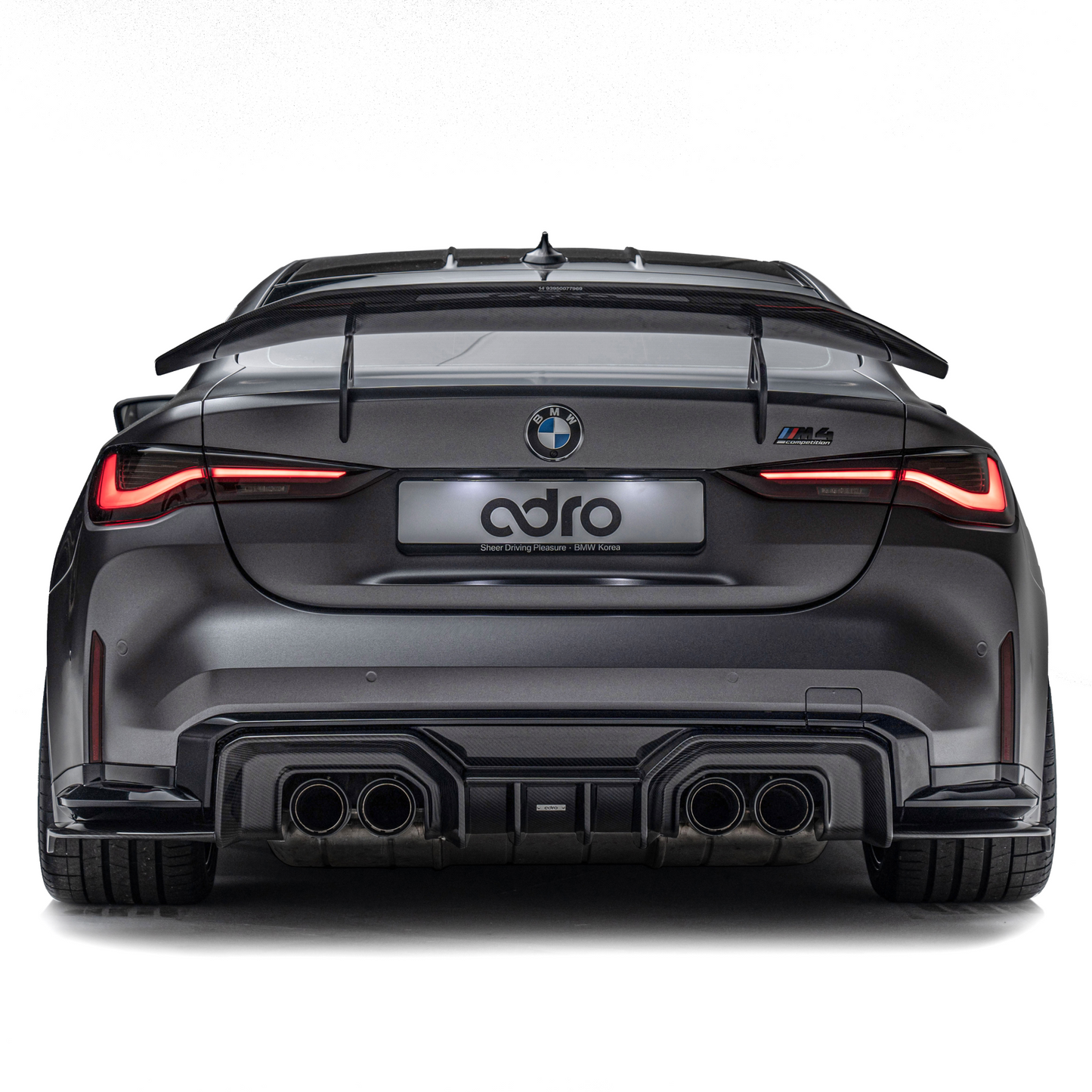 BMW G82 M4 AT-S スワンネックウイング