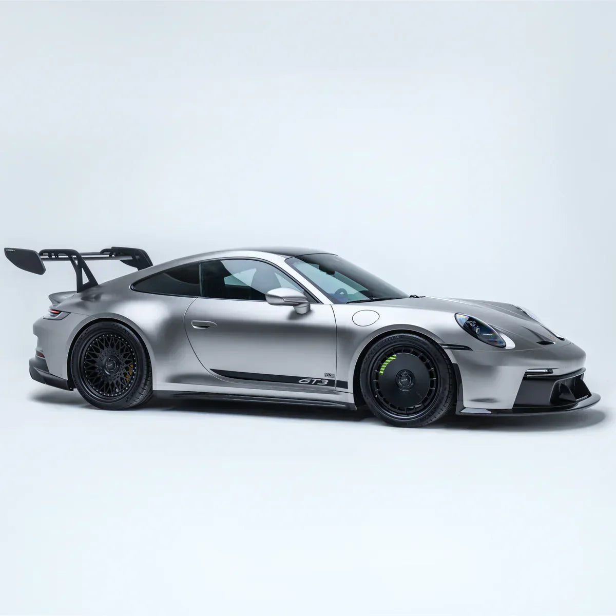 PORSCHE 992.1 GT3 プリプレグ フロントインテークパネル