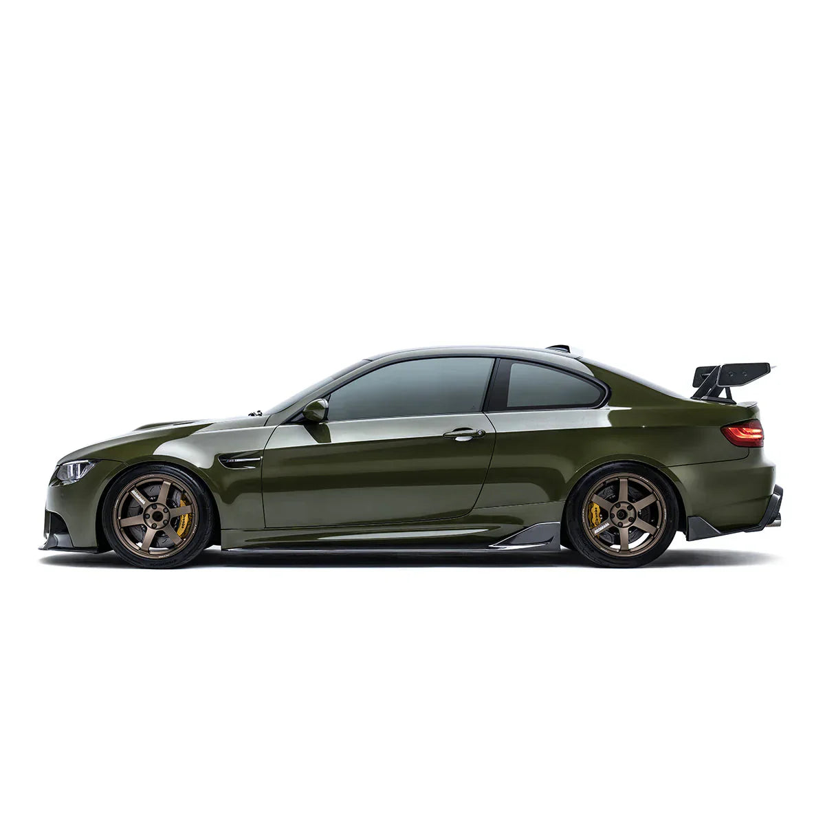 BMW E92 M3 AT-R1 スワンネックウイング