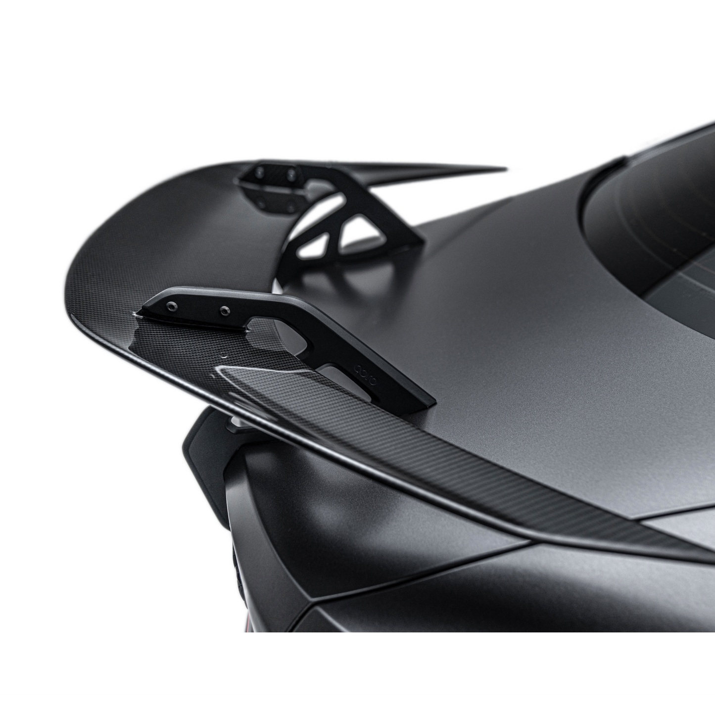 BMW G82 M4 AT-S スワンネックウイング