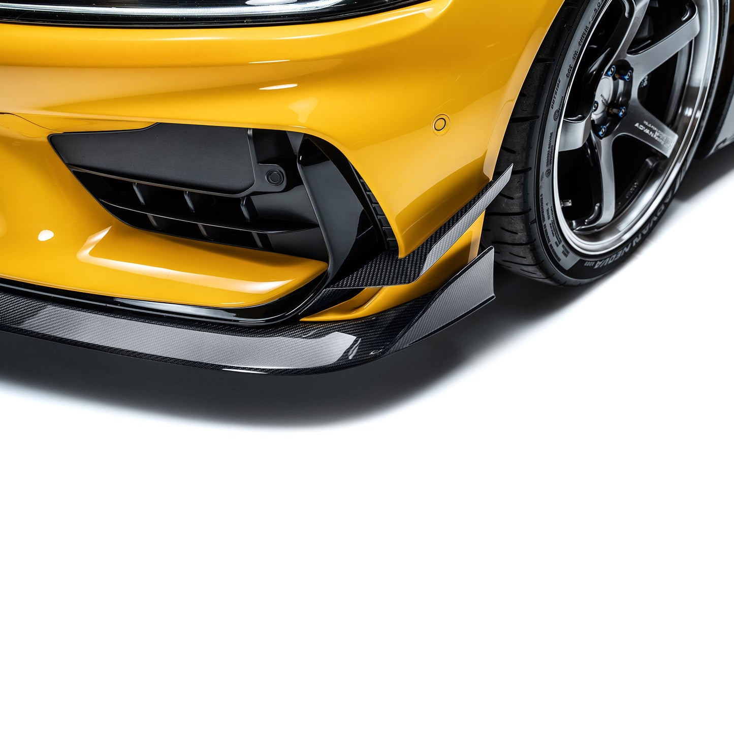 TOYOTA GR SUPRA カーボンファイバー フロントリップ V2（ADROバンパー）
