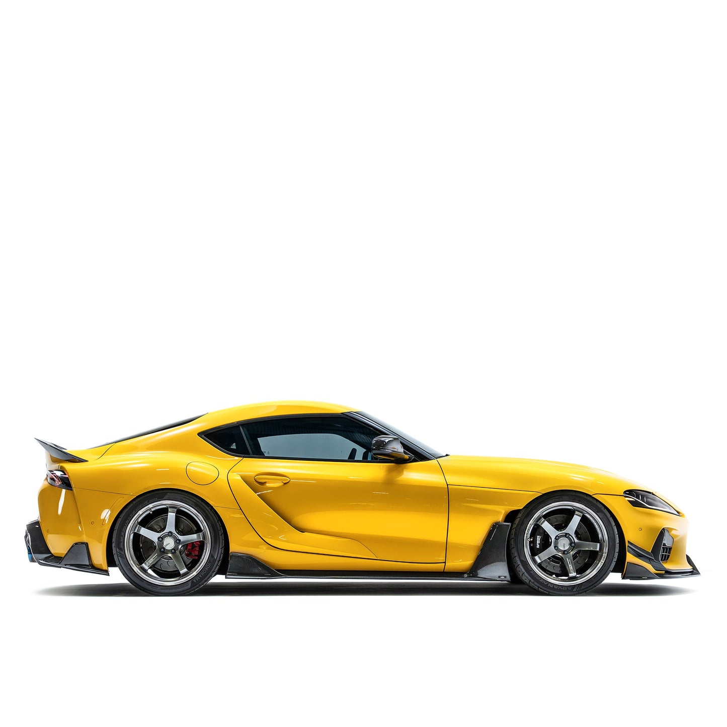 TOYOTA GR SUPRA プリプレグ リアスポイラー