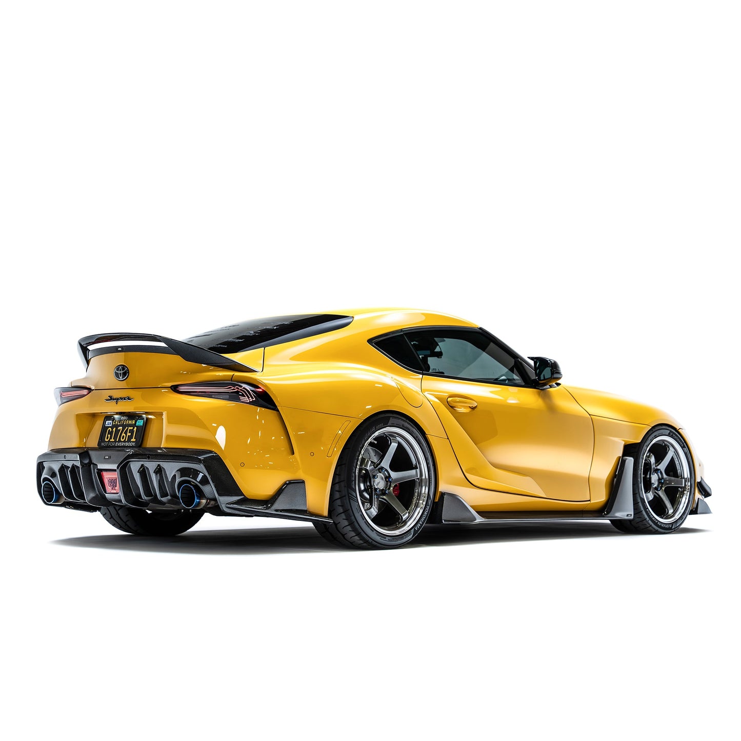 TOYOTA GR SUPRA プリプレグ リアスポイラー