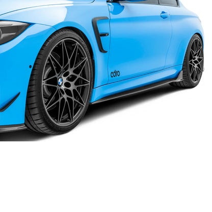 BMW F82 M4 カーボンファイバー サイドスカート