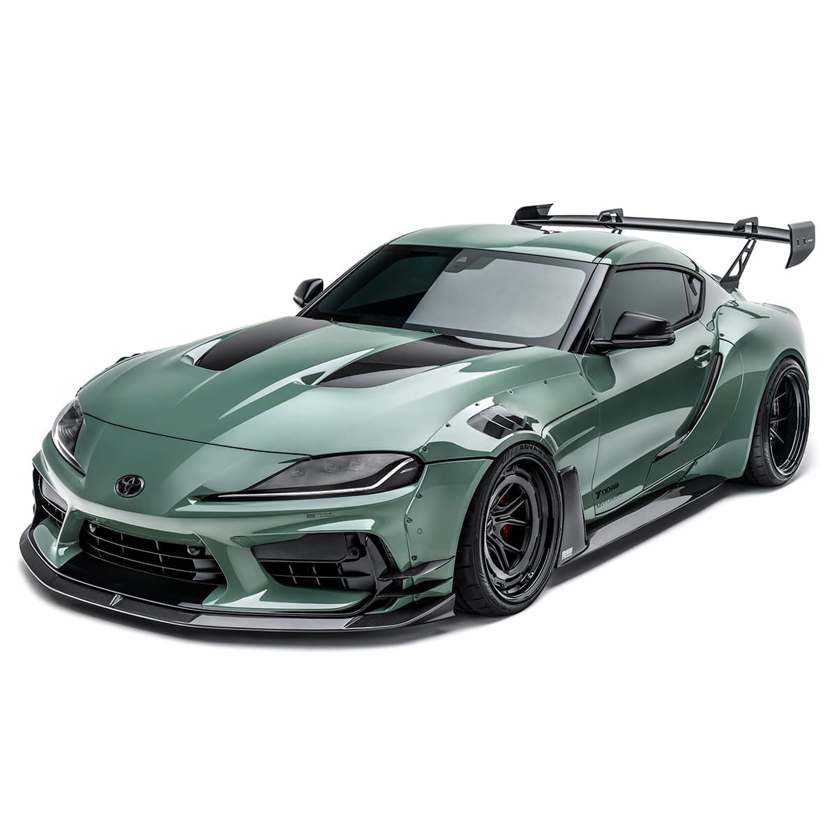 TOYOTA GR SUPRA ワイドボディキット（ウイングなし）