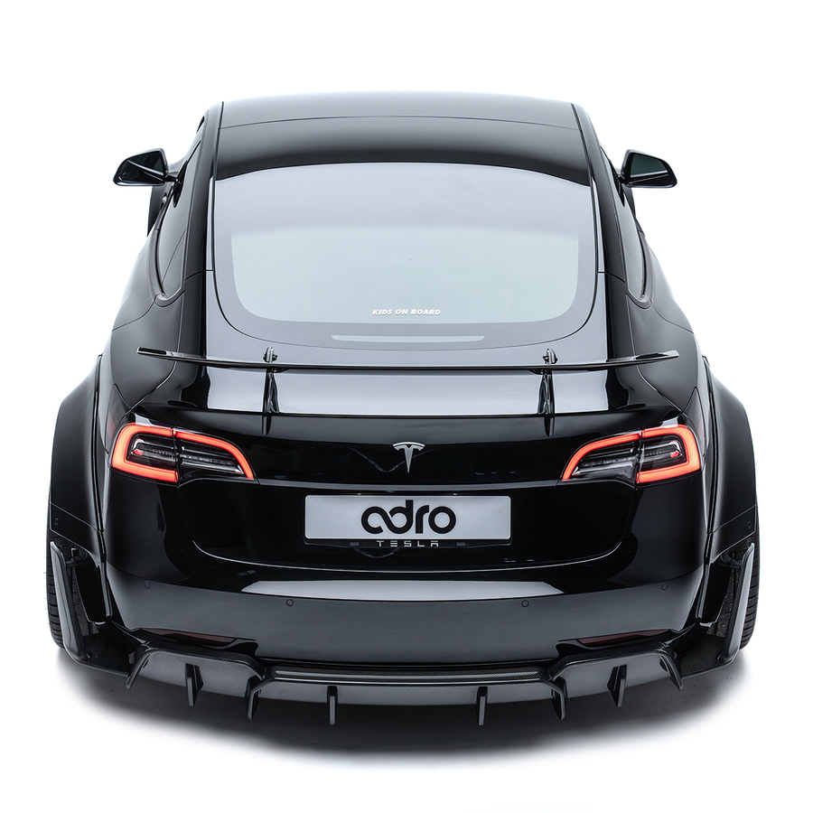 TESLA MODEL 3 ワイドボディ